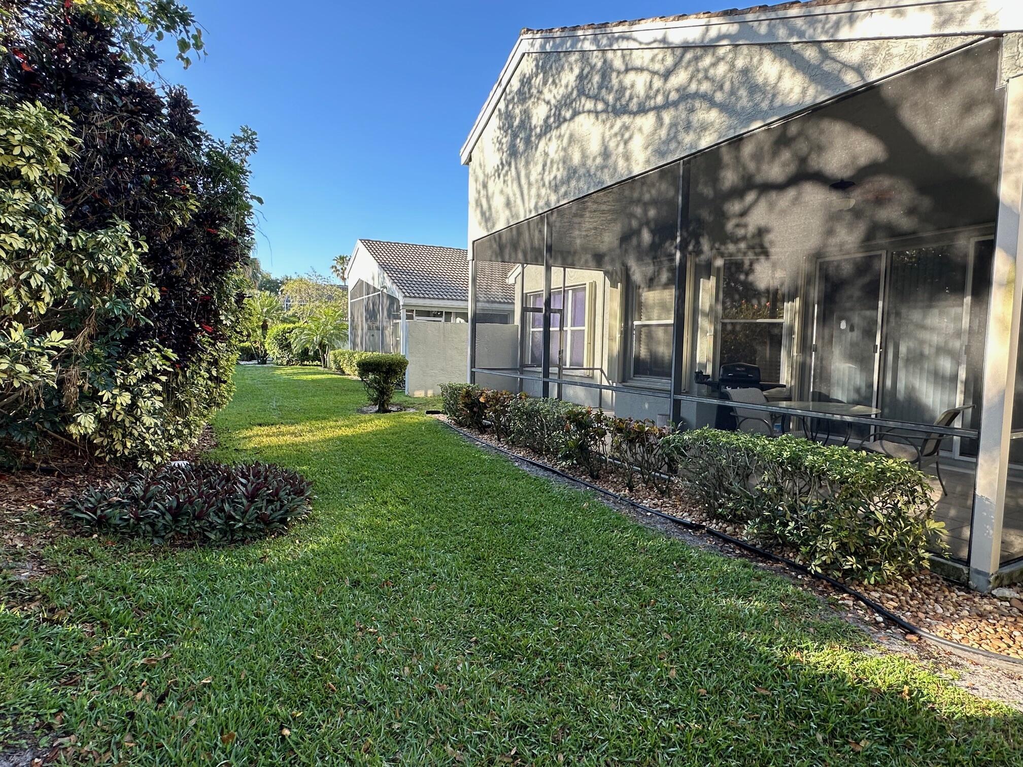 VALENCIA FALLS 7 - Residential