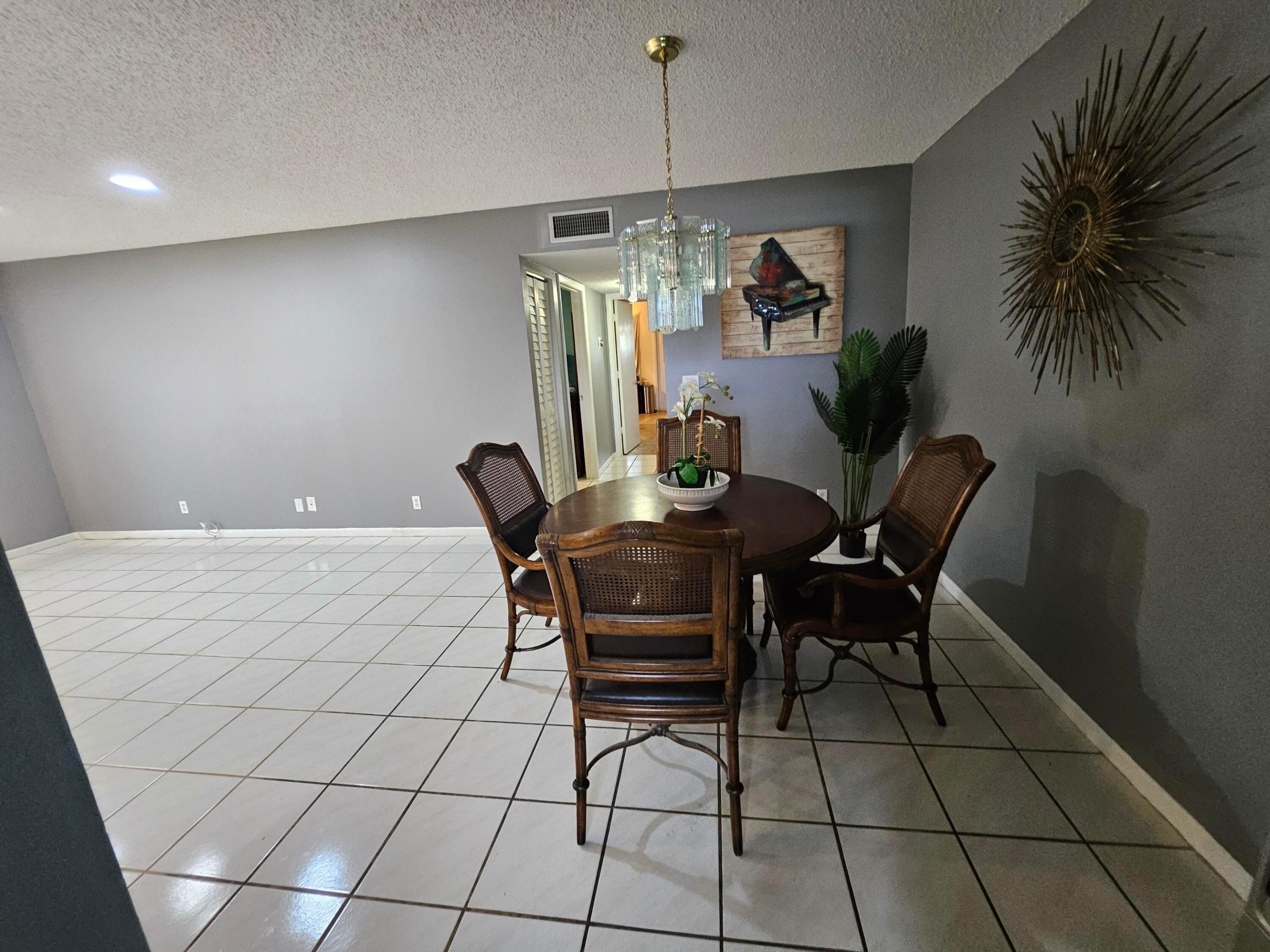 HIGH POINT OF DELRAY WEST CONDO SEC 1&2 - Residential