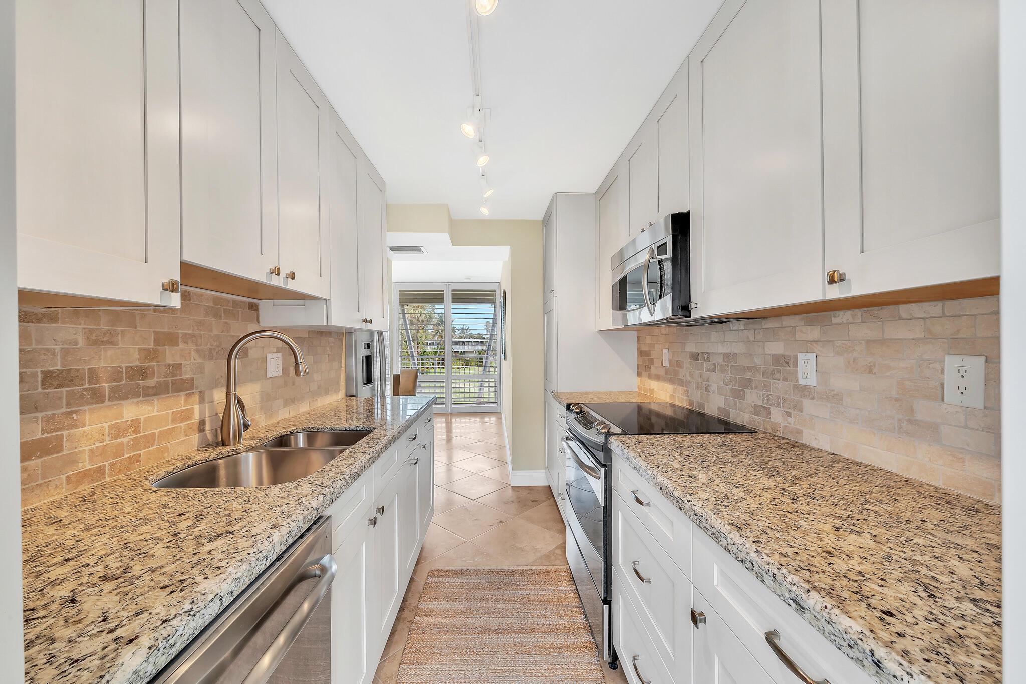 Sea Club of Hillsboro Bea - Residential