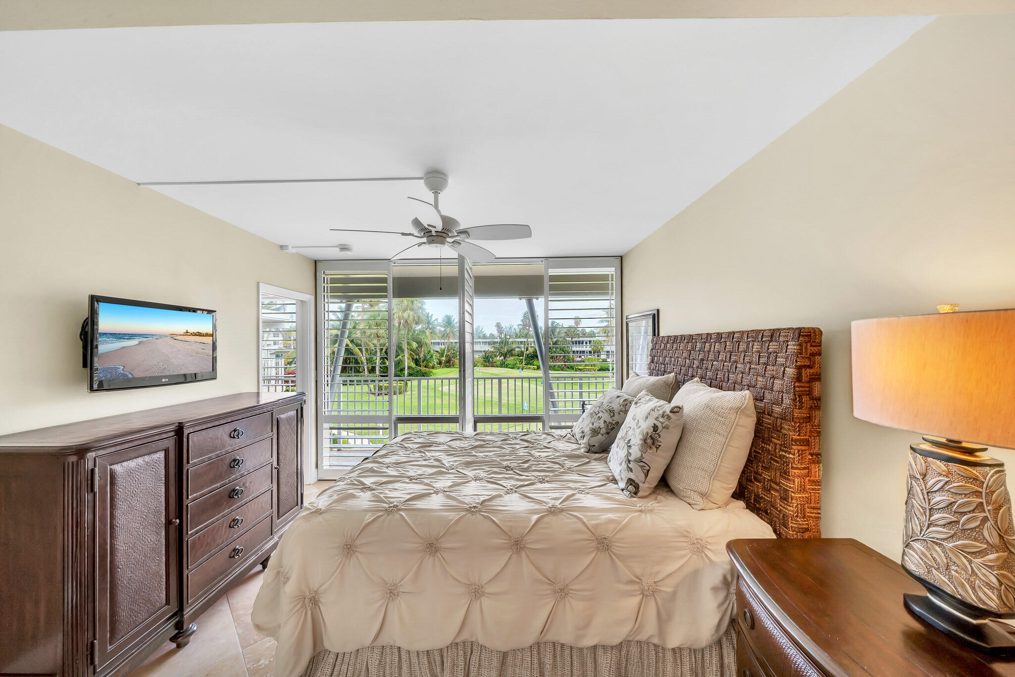 Sea Club of Hillsboro Beach - Residential