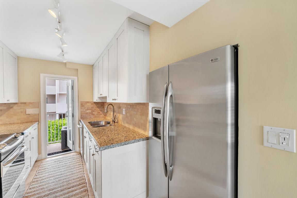 Sea Club of Hillsboro Beach - Residential