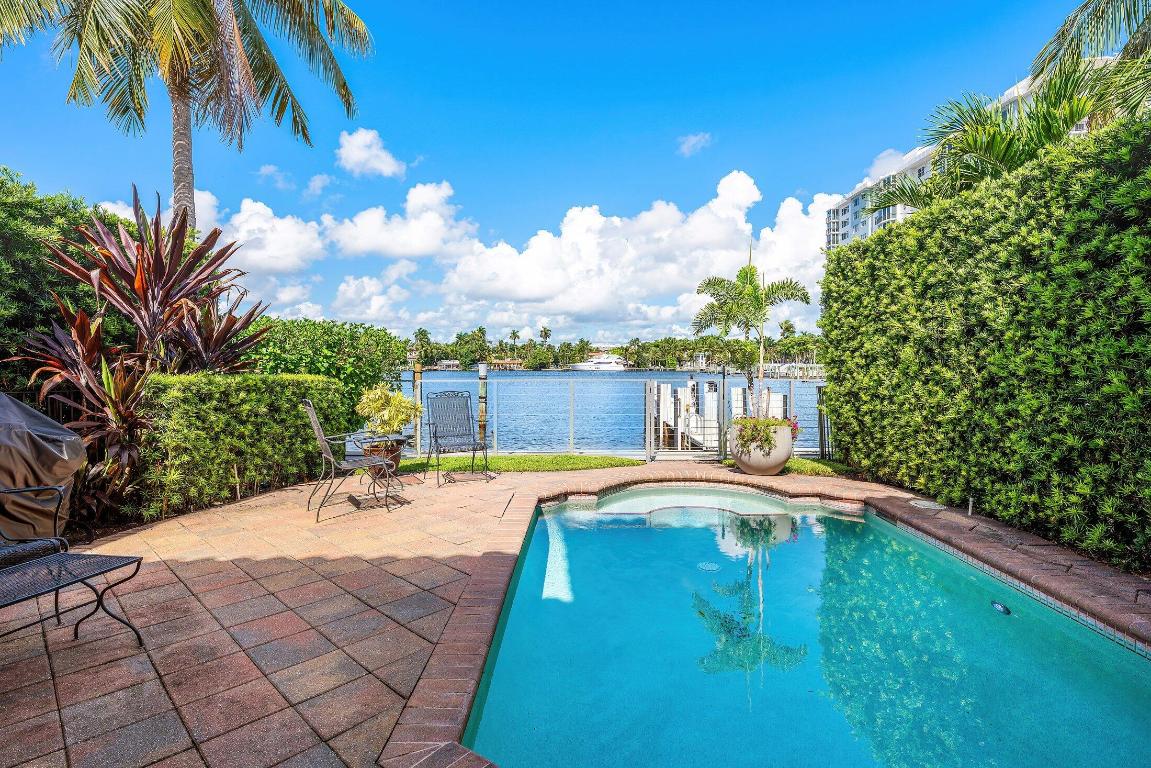 VIA MARINA - Residential