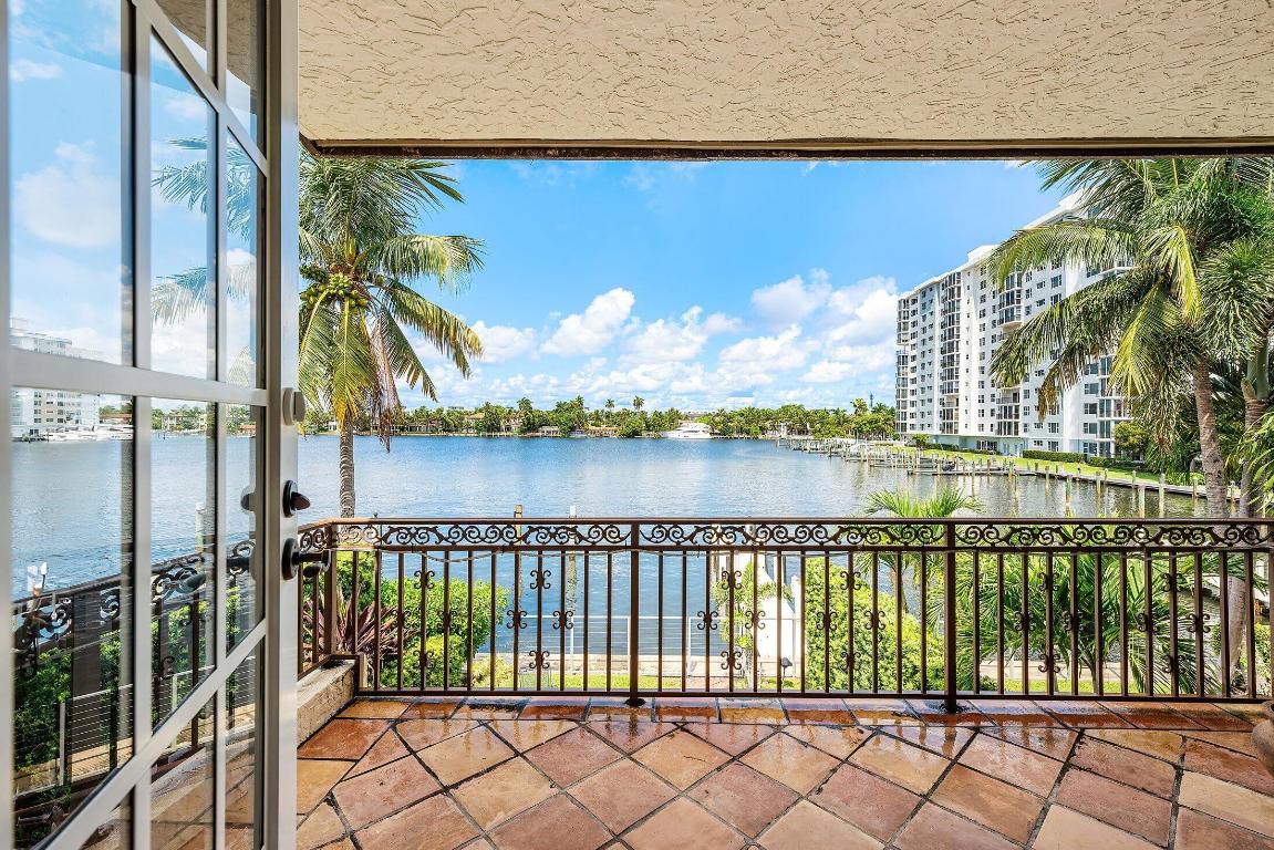 VIA MARINA - Residential