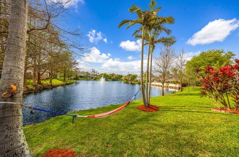 WOODLAKE SHORES - Residential