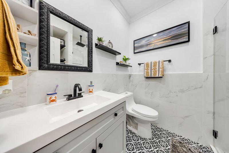 WOODLAKE SHORES - Residential