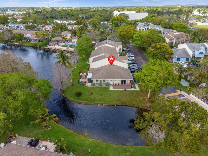 WOODLAKE SHORES - Residential