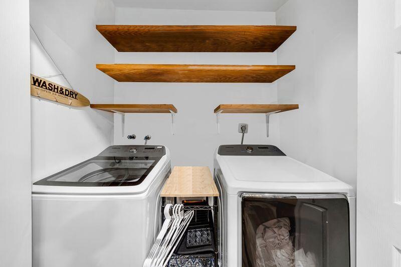 WOODLAKE SHORES - Residential