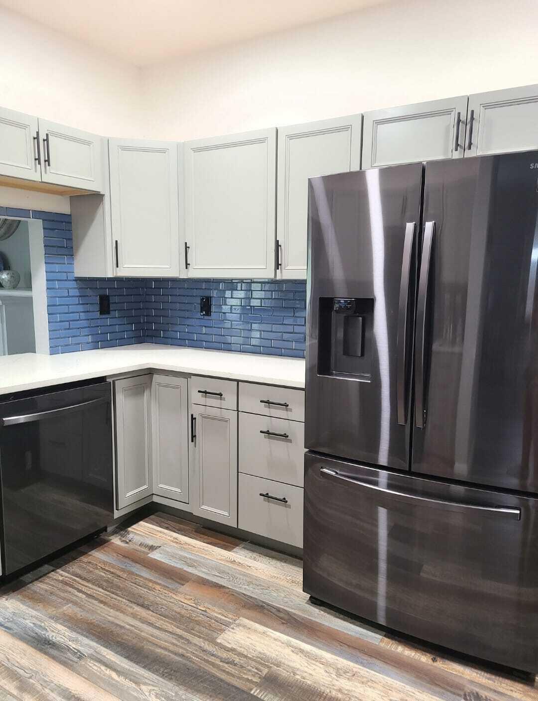 WOODLAKE SHORES - Residential