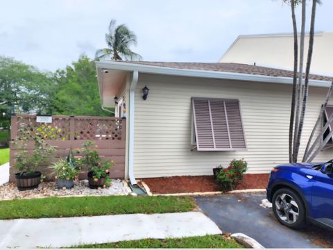 200 E Hemingway Circle Margate FL 33063