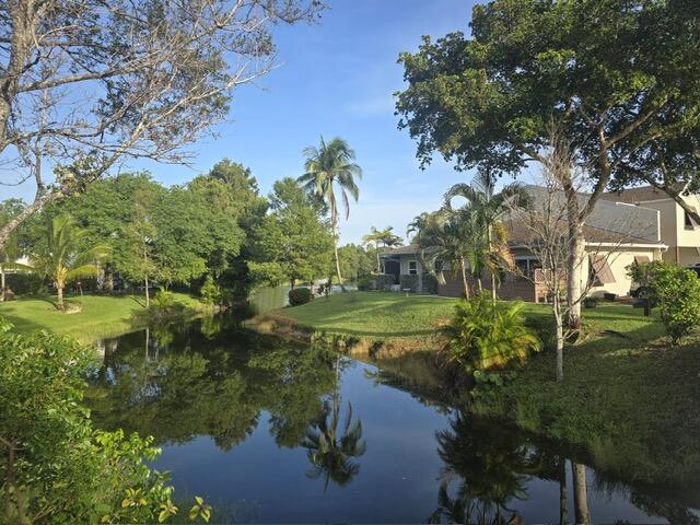 200 E Hemingway Circle