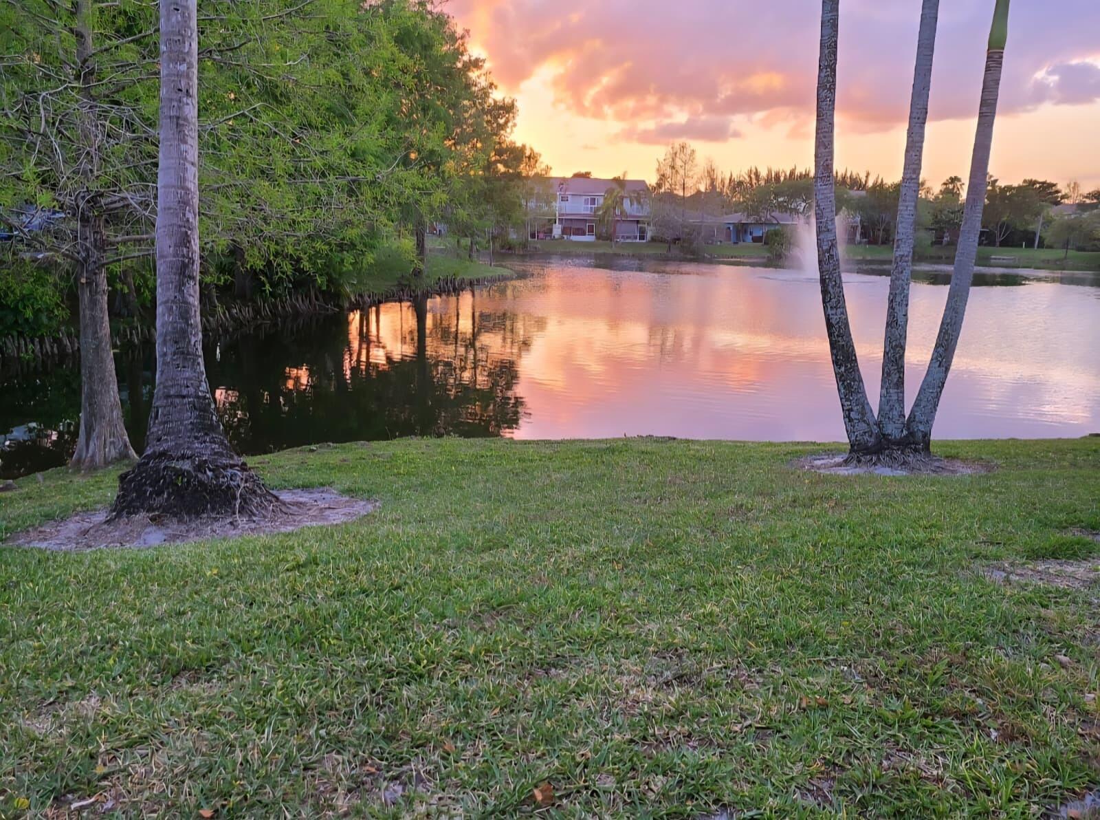 WOODLAKE SHORES - Residential