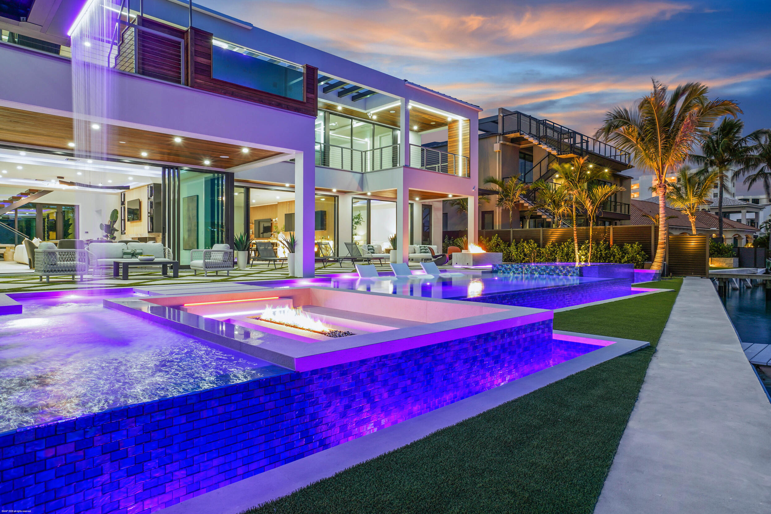 JUPITER HEIGHTS - Residential