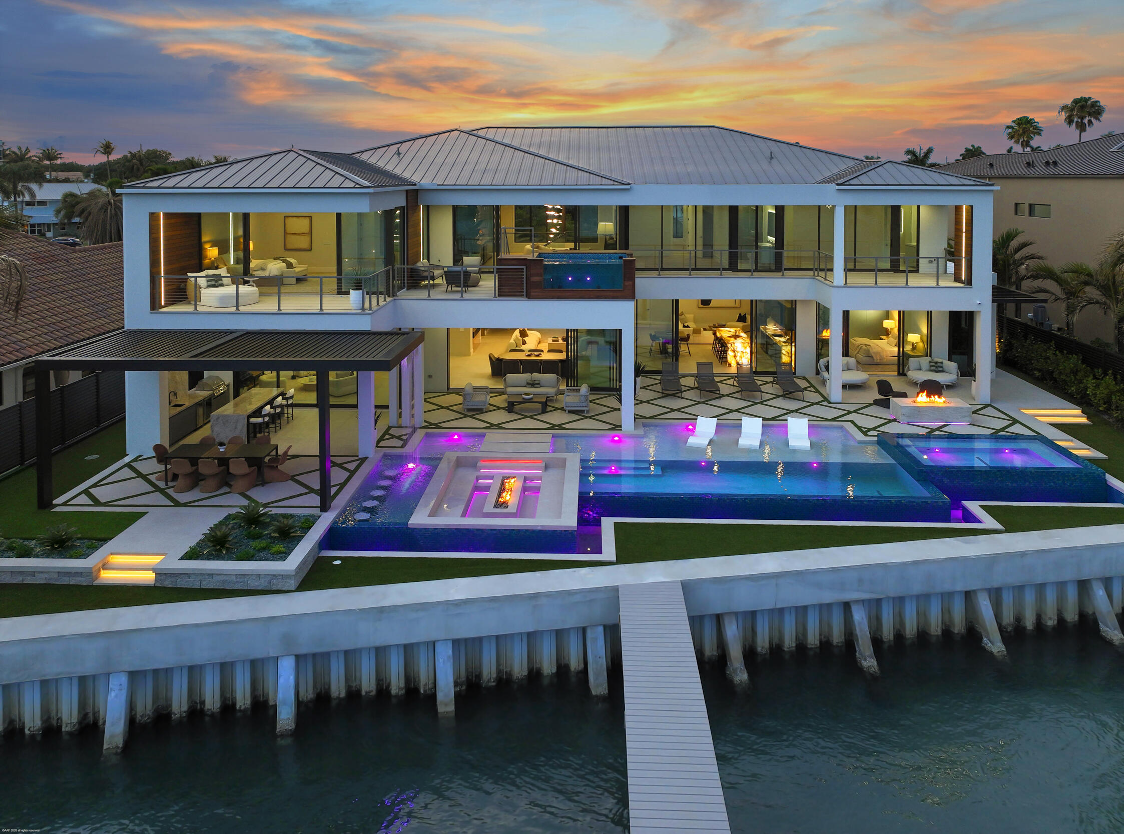 JUPITER HEIGHTS - Residential