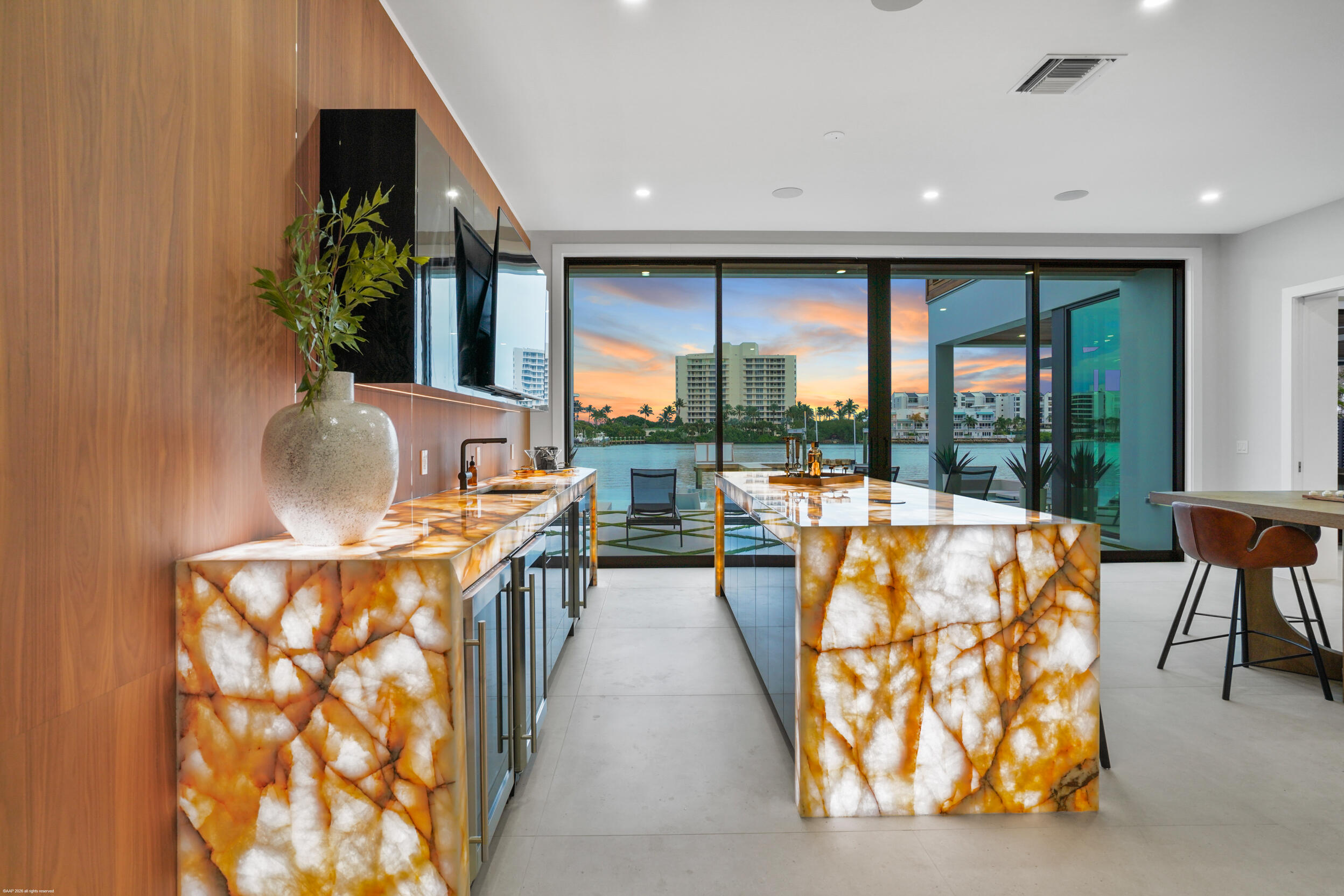JUPITER HEIGHTS - Residential