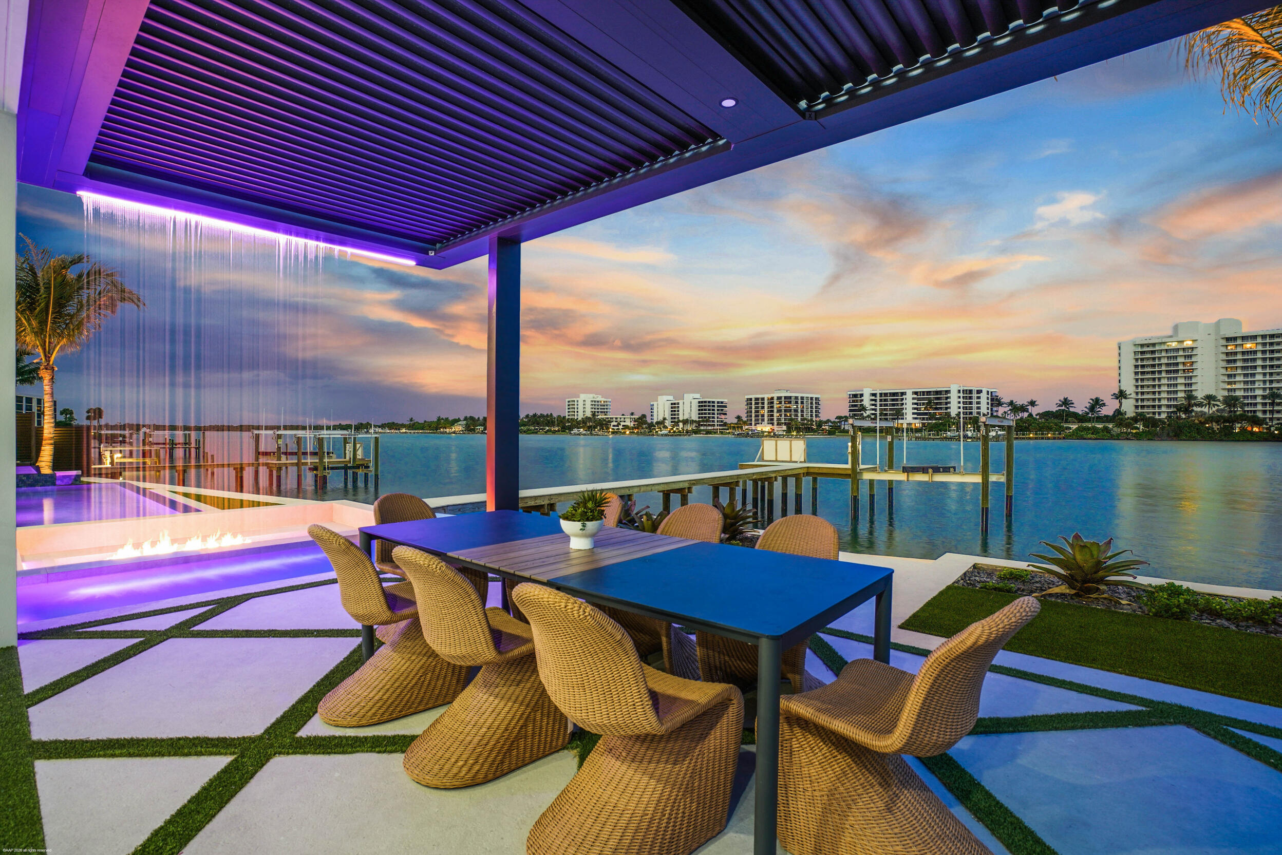 JUPITER HEIGHTS - Residential