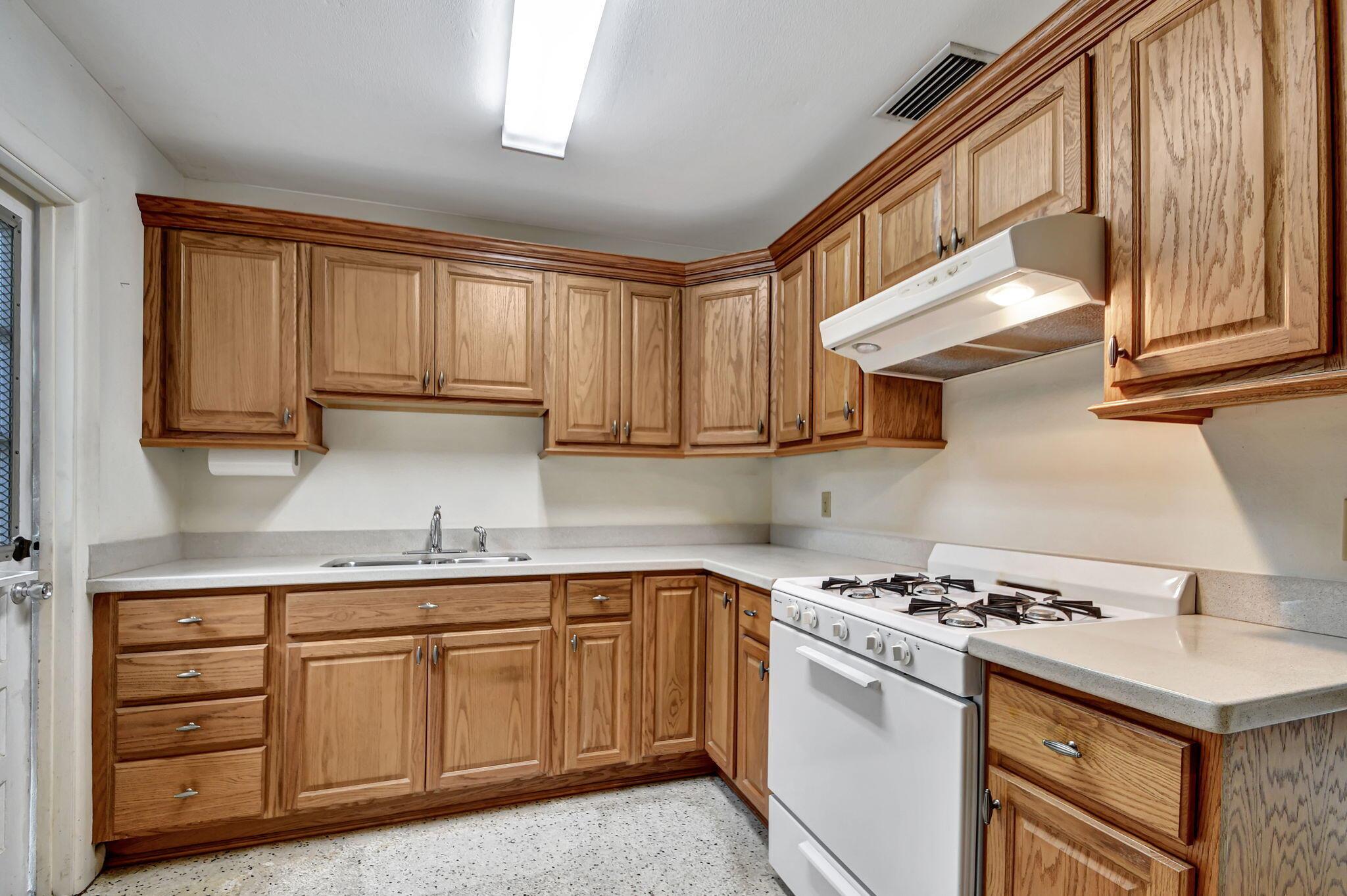 BAHAMA HEIGHTS 2 - Residential