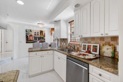 Tiny photo for 7865 LA MIRADA Drive, Boca Raton, FL 33433 (MLS # B26088784)