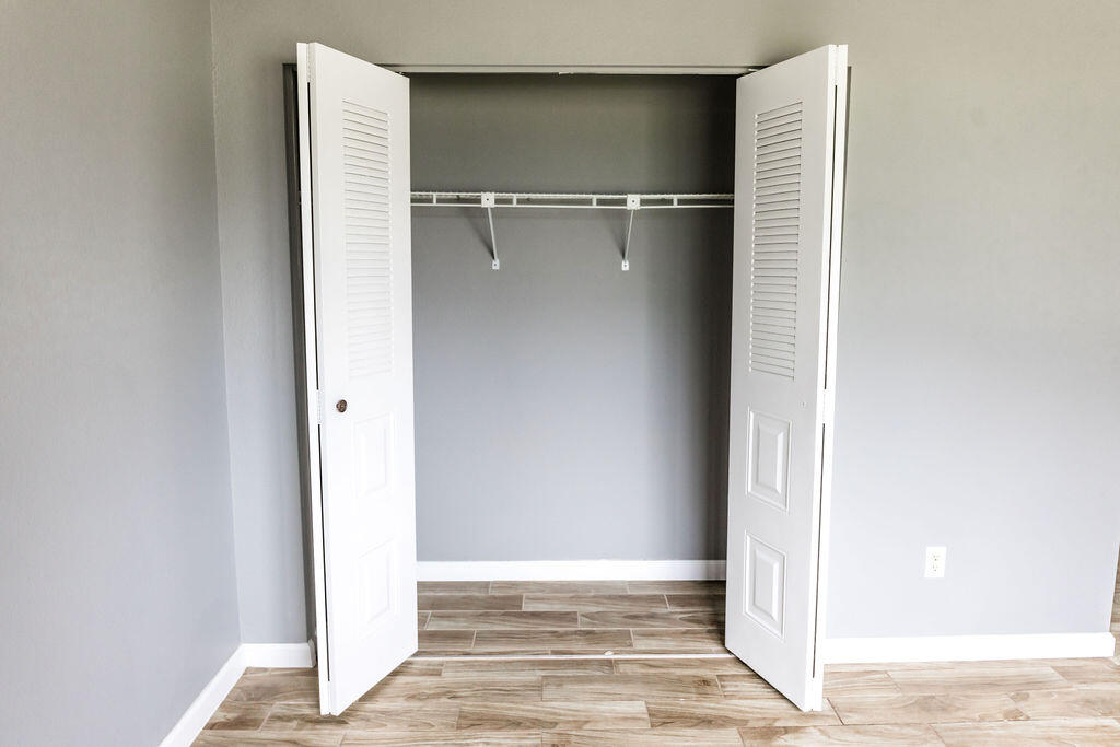 PORT ST LUCIE SECTION 13 - Residential Lease