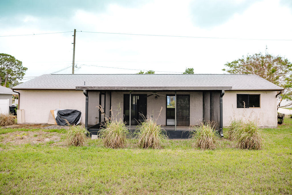 PORT ST LUCIE SECTION 13 - Residential Lease