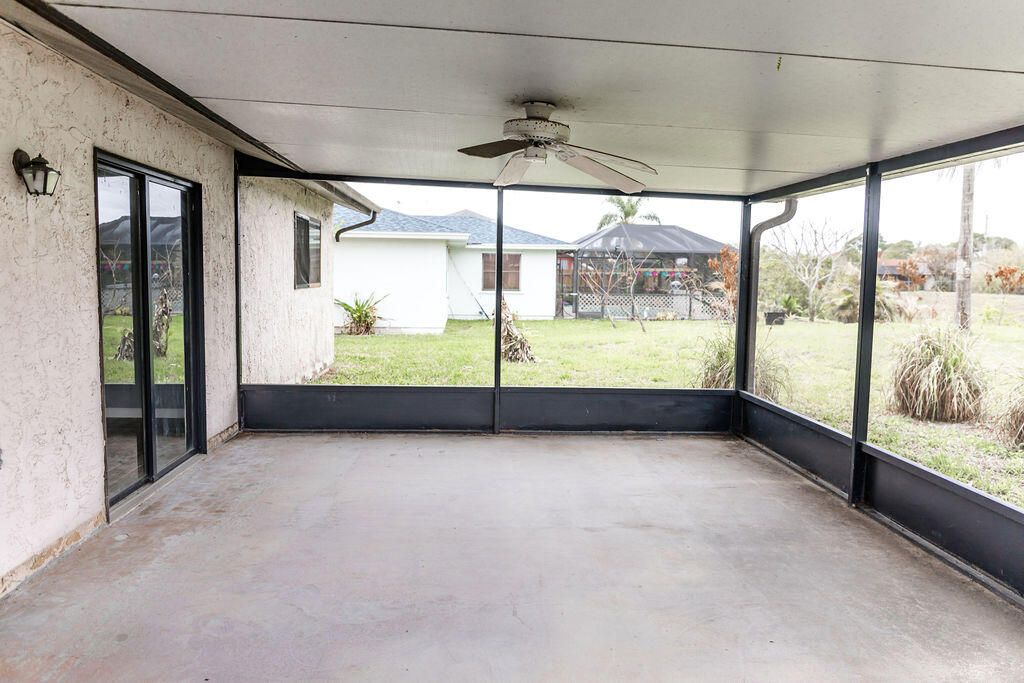 PORT ST LUCIE SECTION 13 - Residential Lease