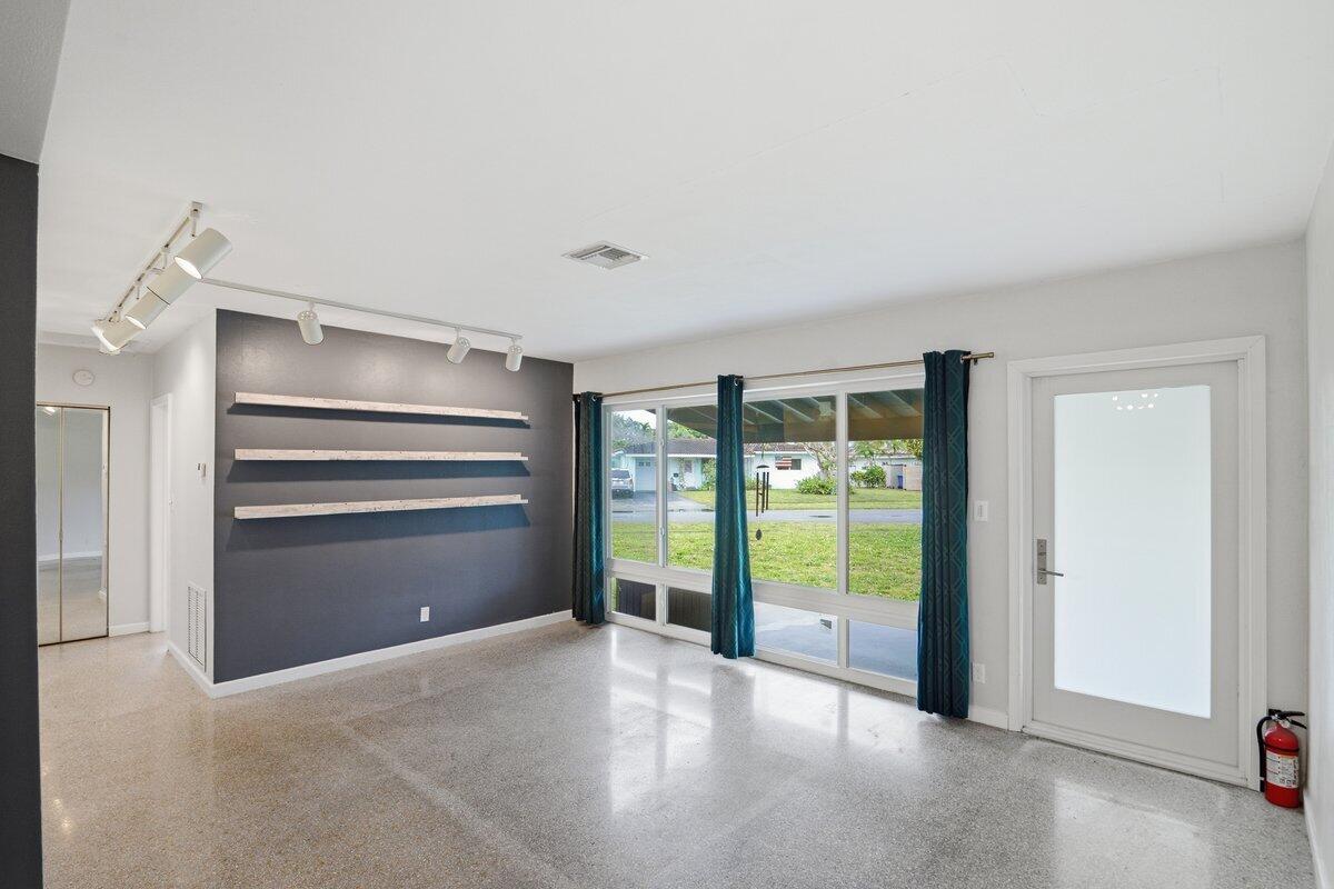 FLAMINGO PARK SEC - Residential