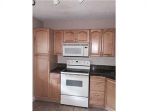 BRIGHT AND LARGE 1/1 CONDO IN DESIRABLE TOWNSHIP OF COCONUT CREEK. GREAT AMENITIES IN THE COMPLEX PLUS THOSE IN THE TOWNSHIP. CLOSE TO ALL MAJOR HIGHWAYS AND 20 MINUTES FROM THE BEACH.
