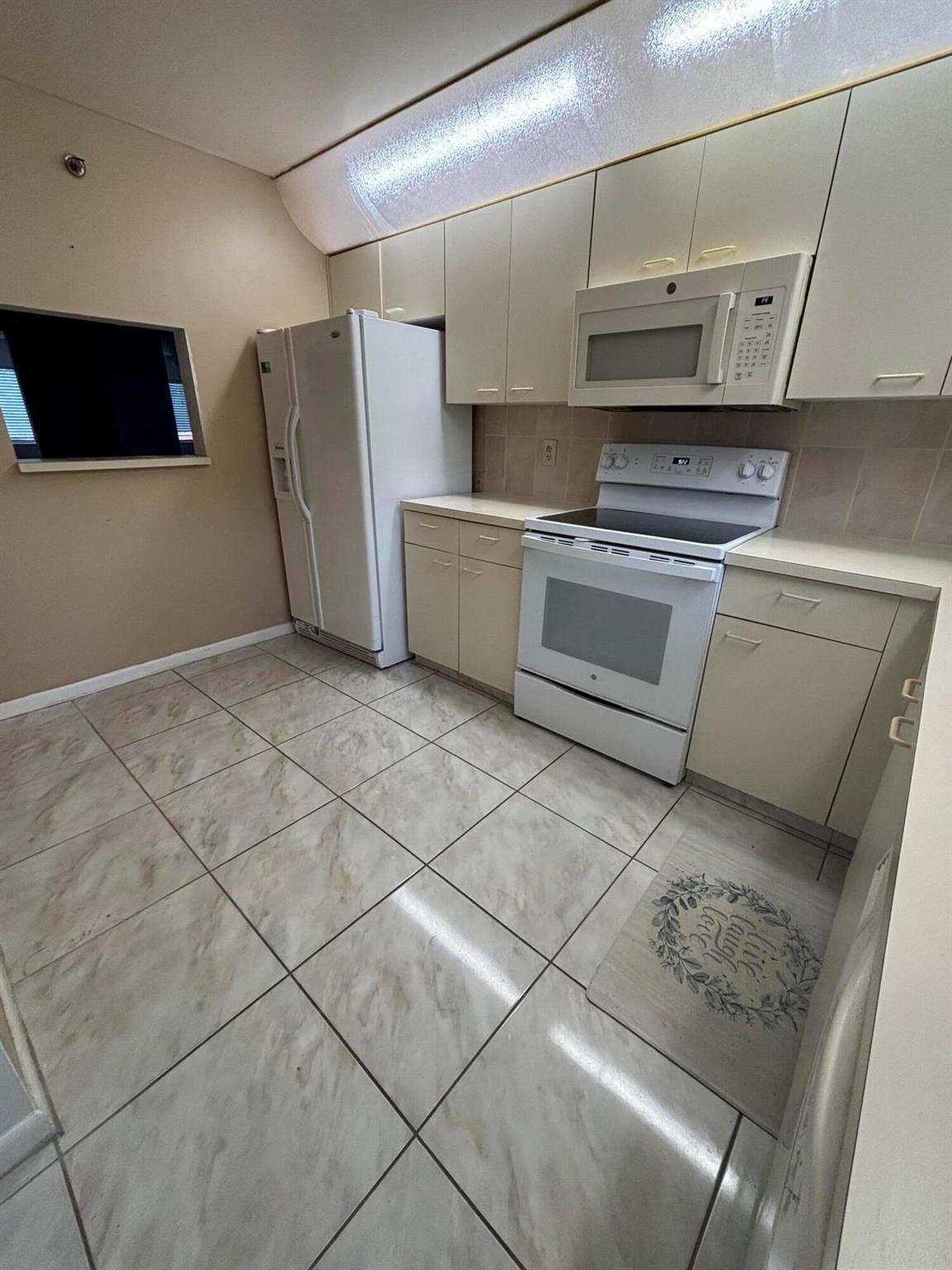 4820 Lucerne Lakes Boulevard W 107