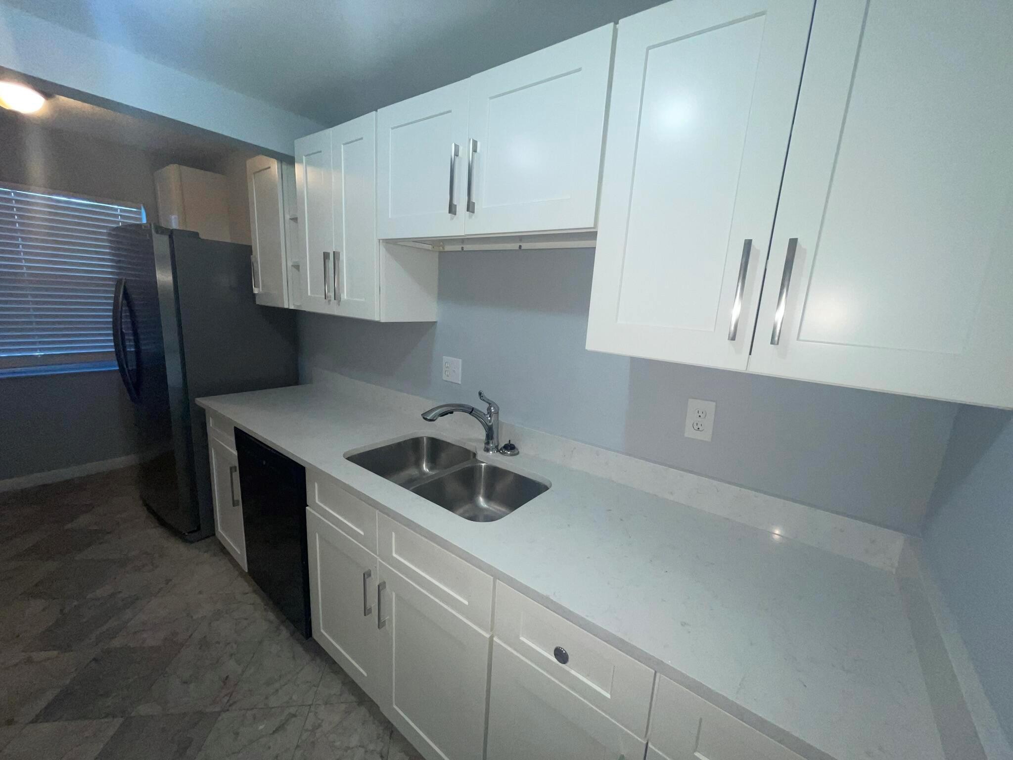 CYPRESS CHASE CONDO NO 6 - Residential Lease