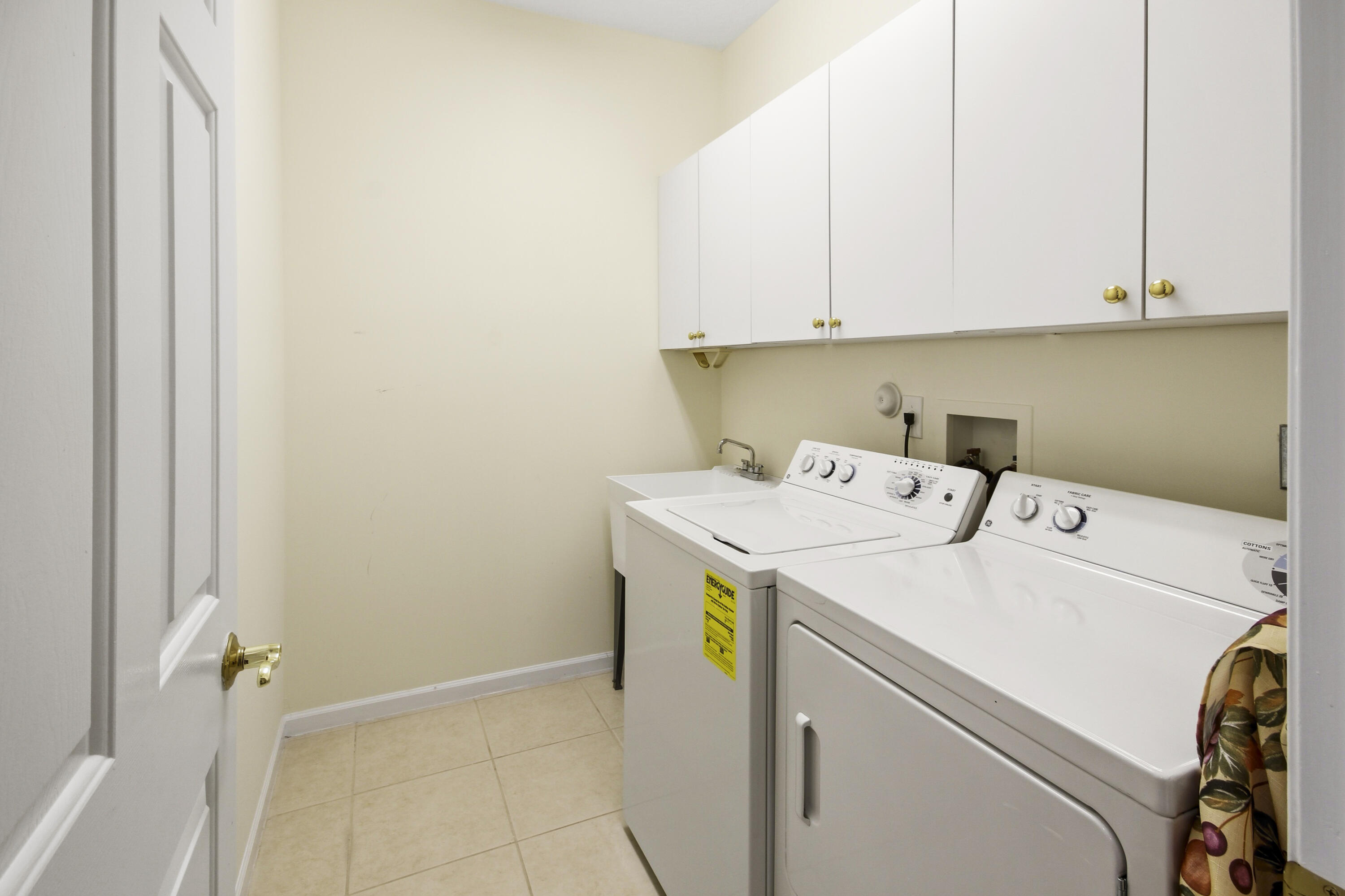 TOWNE PARK 2 - Residential