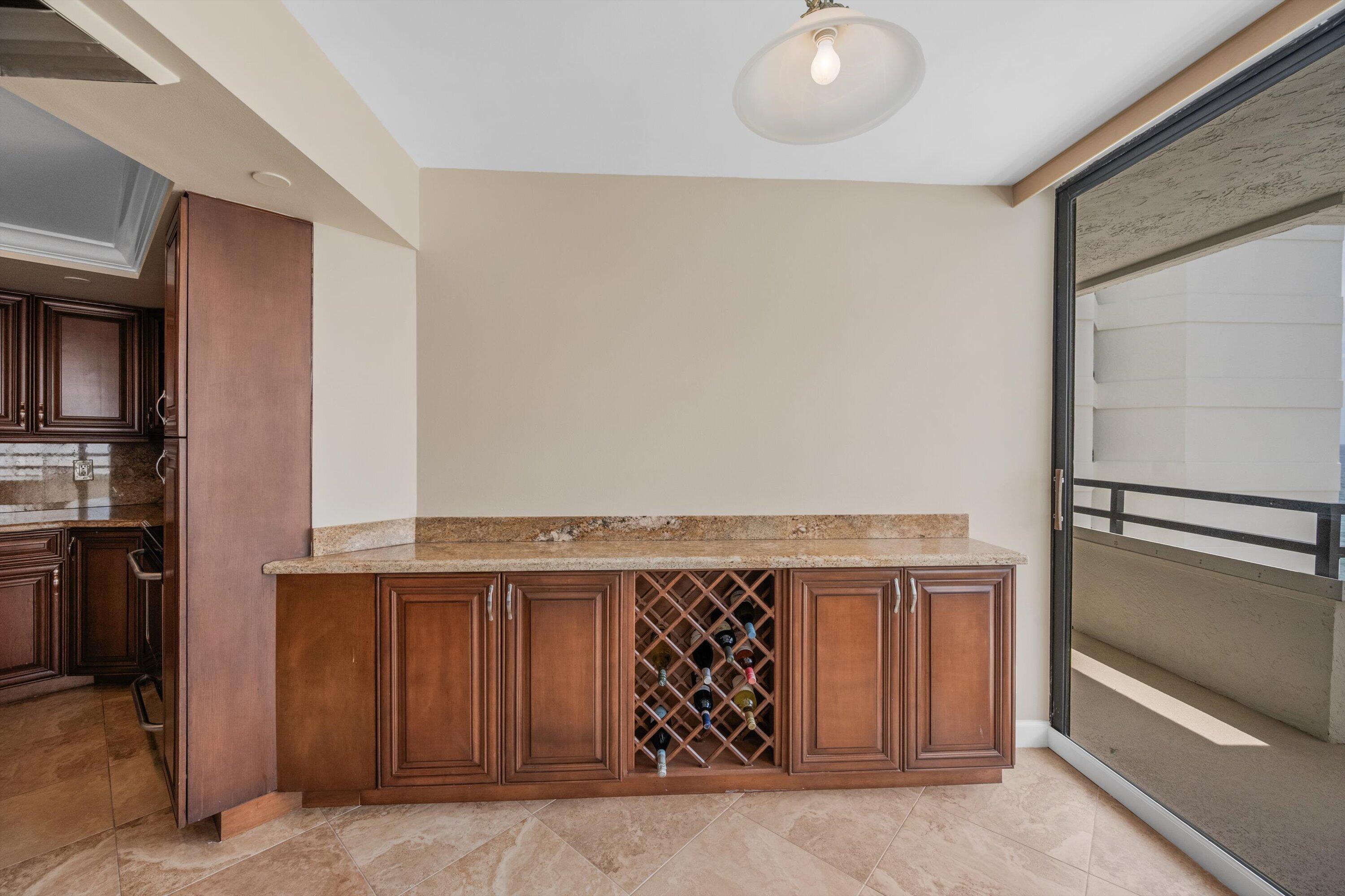 3560 S OCEAN Boulevard 607