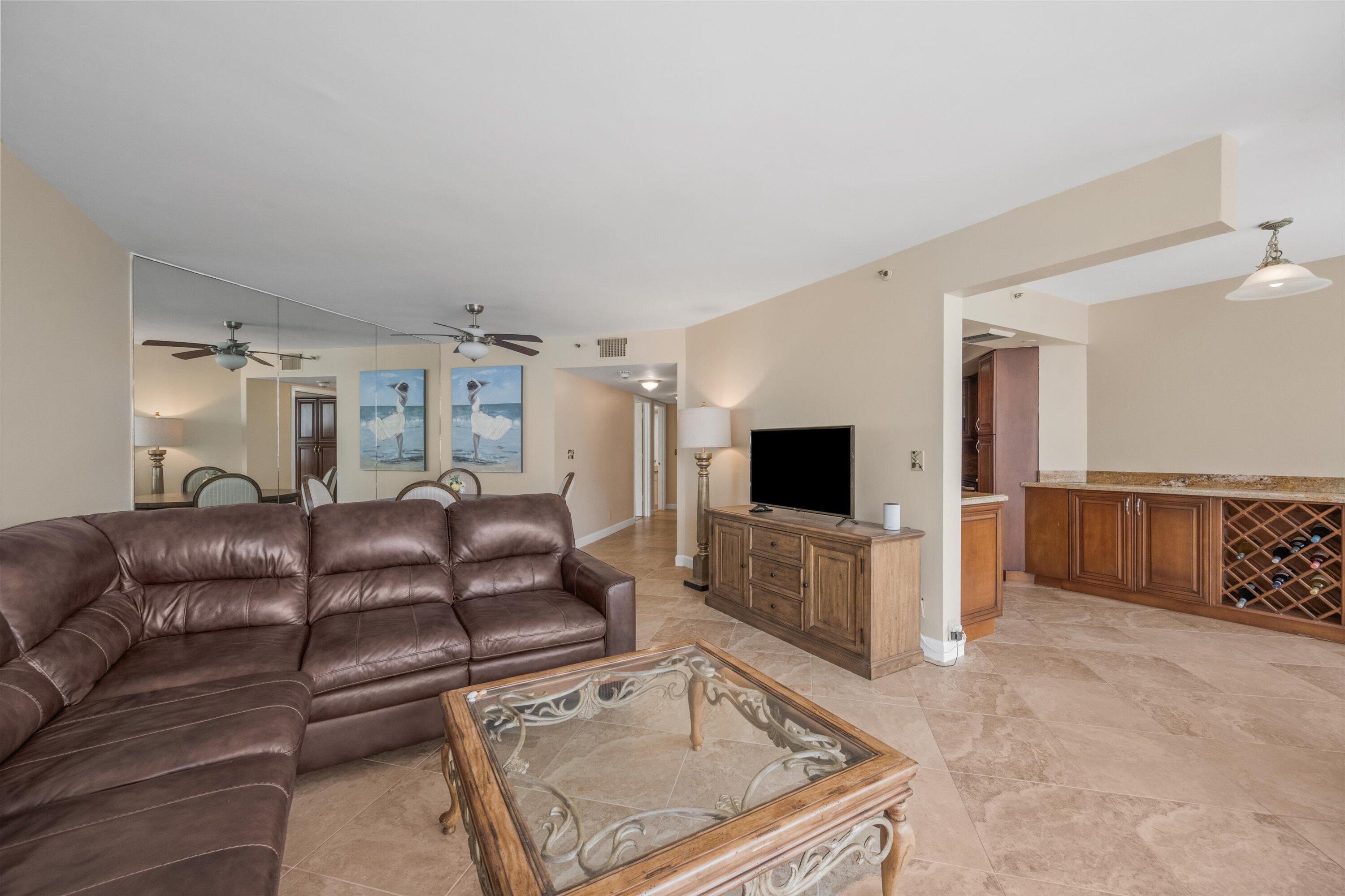 3560 S OCEAN Boulevard 607
