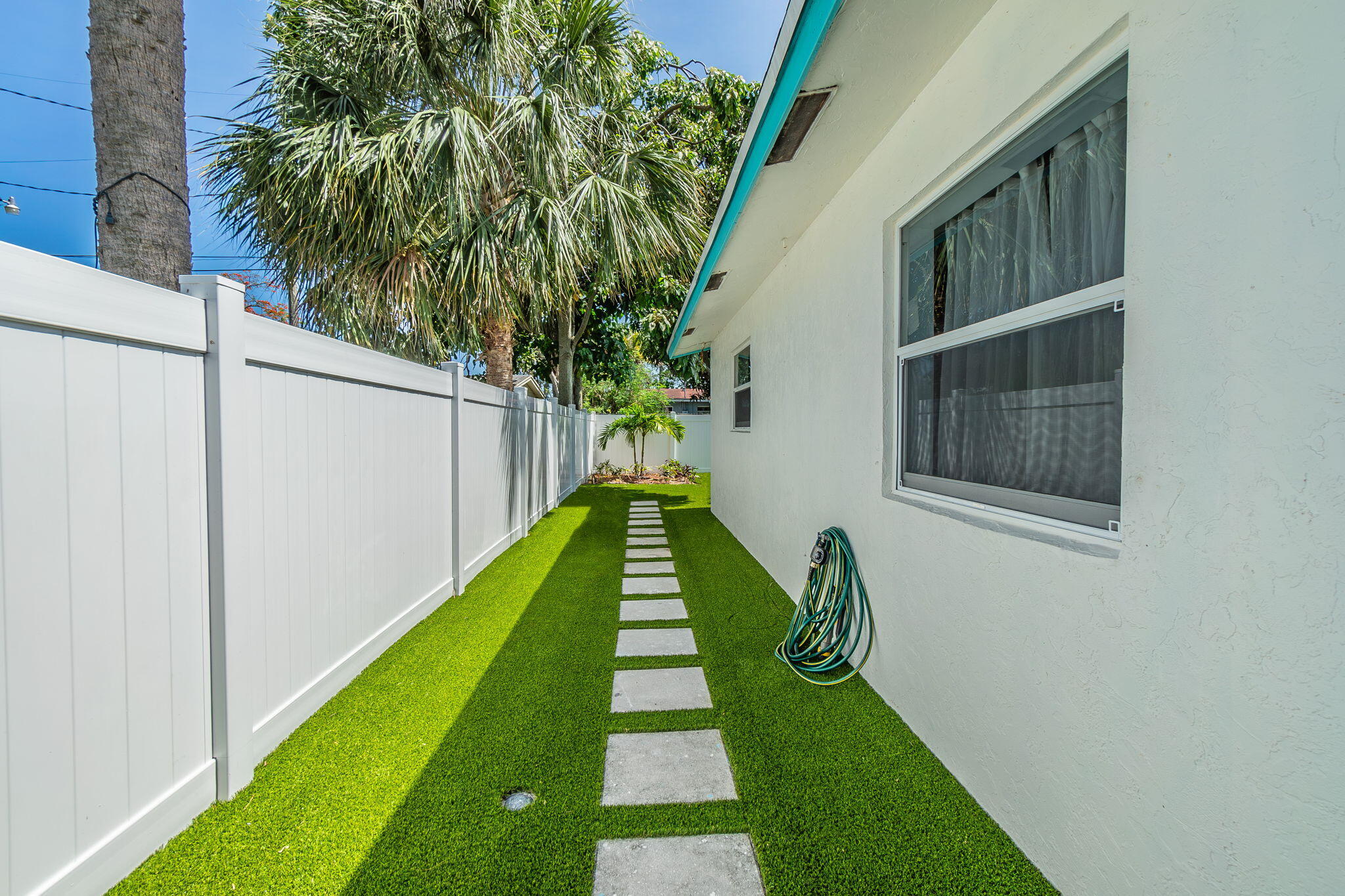 MERCER PARK - Residential Income