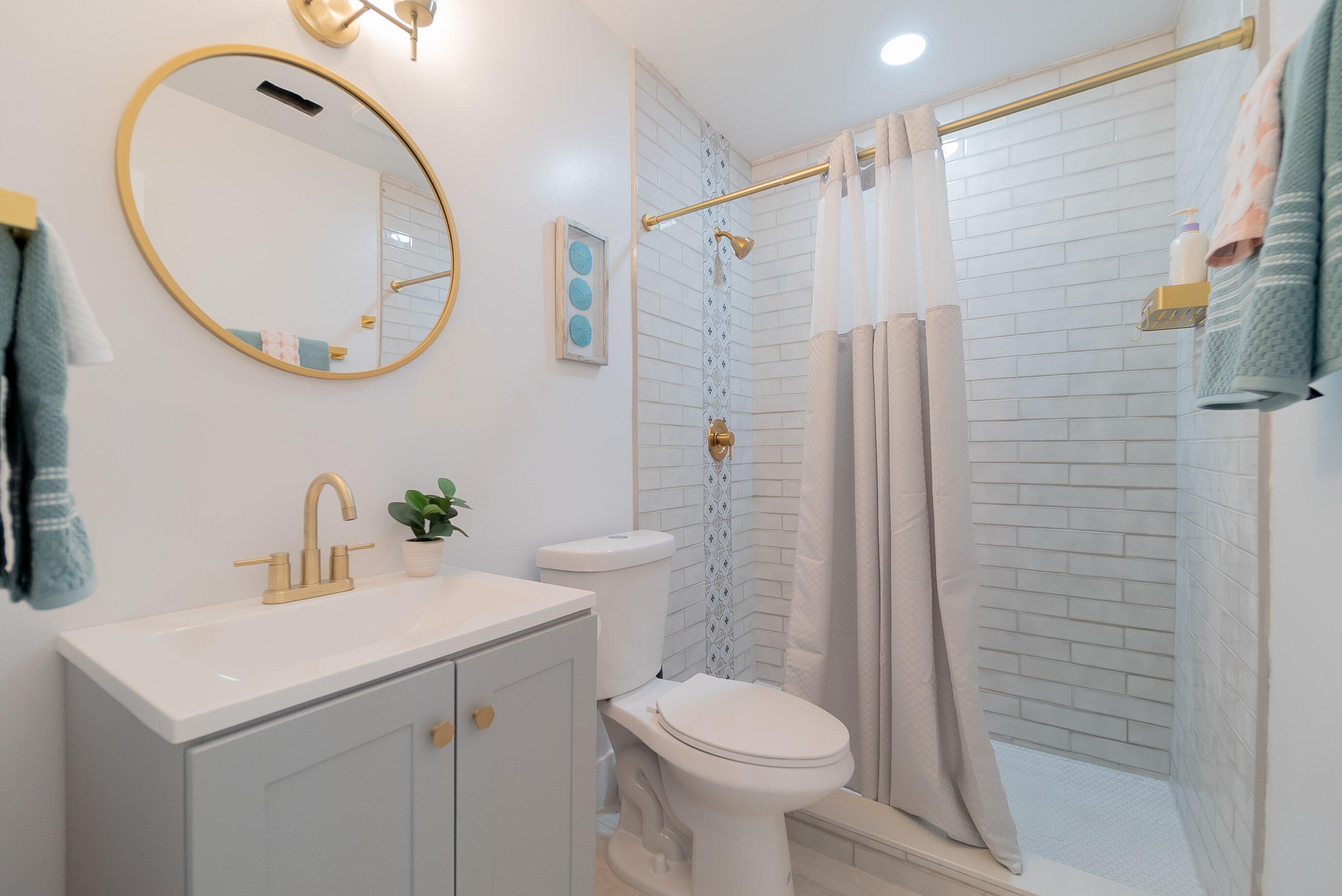 MERCER PARK - Residential Income