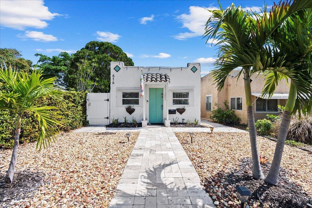 Photo of 614 N L Street, Lake Worth Beach, FL 33460 (MLS # R11087818)