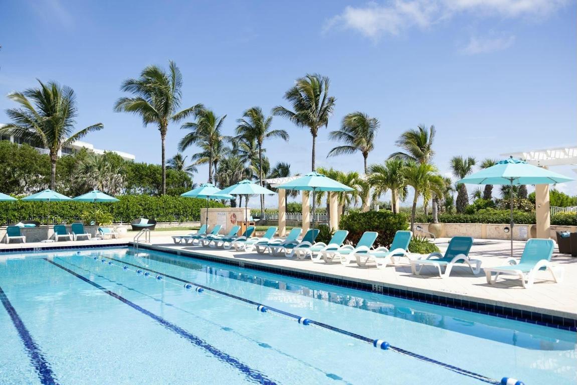 SAILFISH POINT - Residential