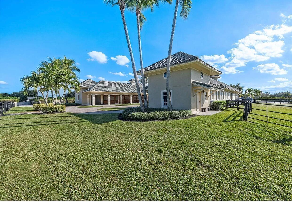 PALM BEACH POINT EAST - Residential Lease