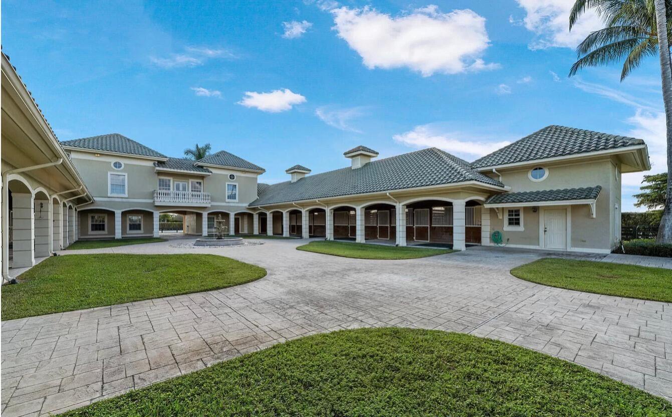 PALM BEACH POINT EAST - Residential Lease