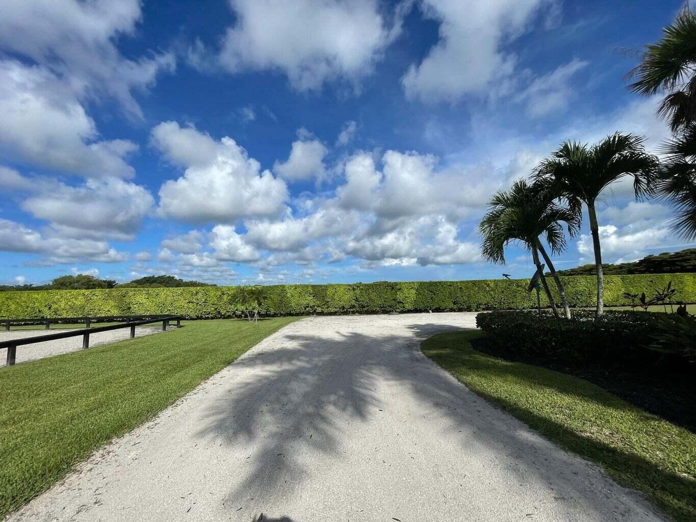 PALM BEACH POINT EAST - Residential Lease