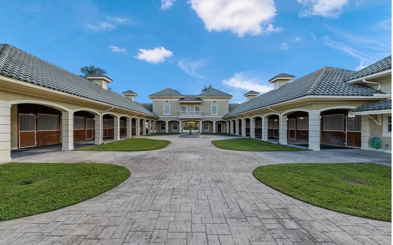 PALM BEACH POINT EAST - Residential Lease