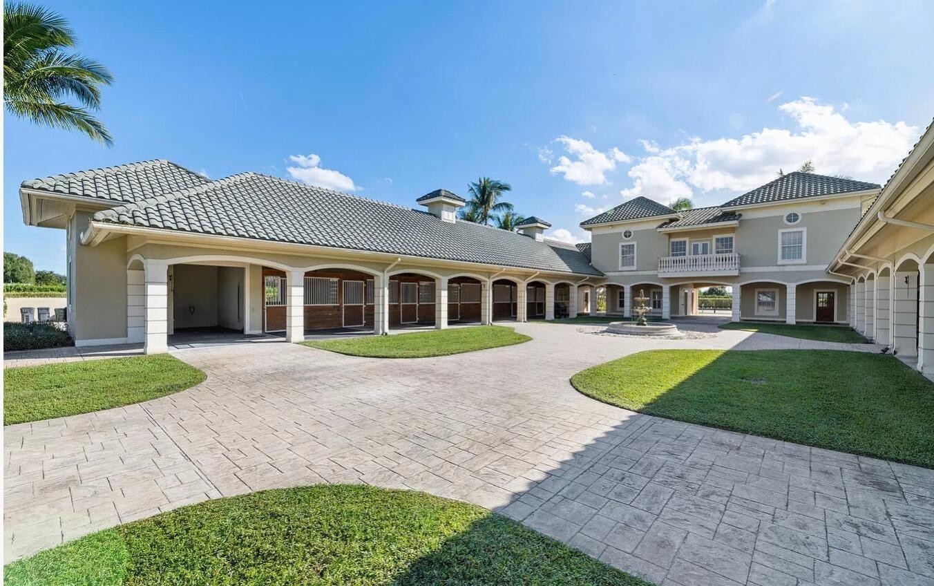 PALM BEACH POINT EAST - Residential Lease