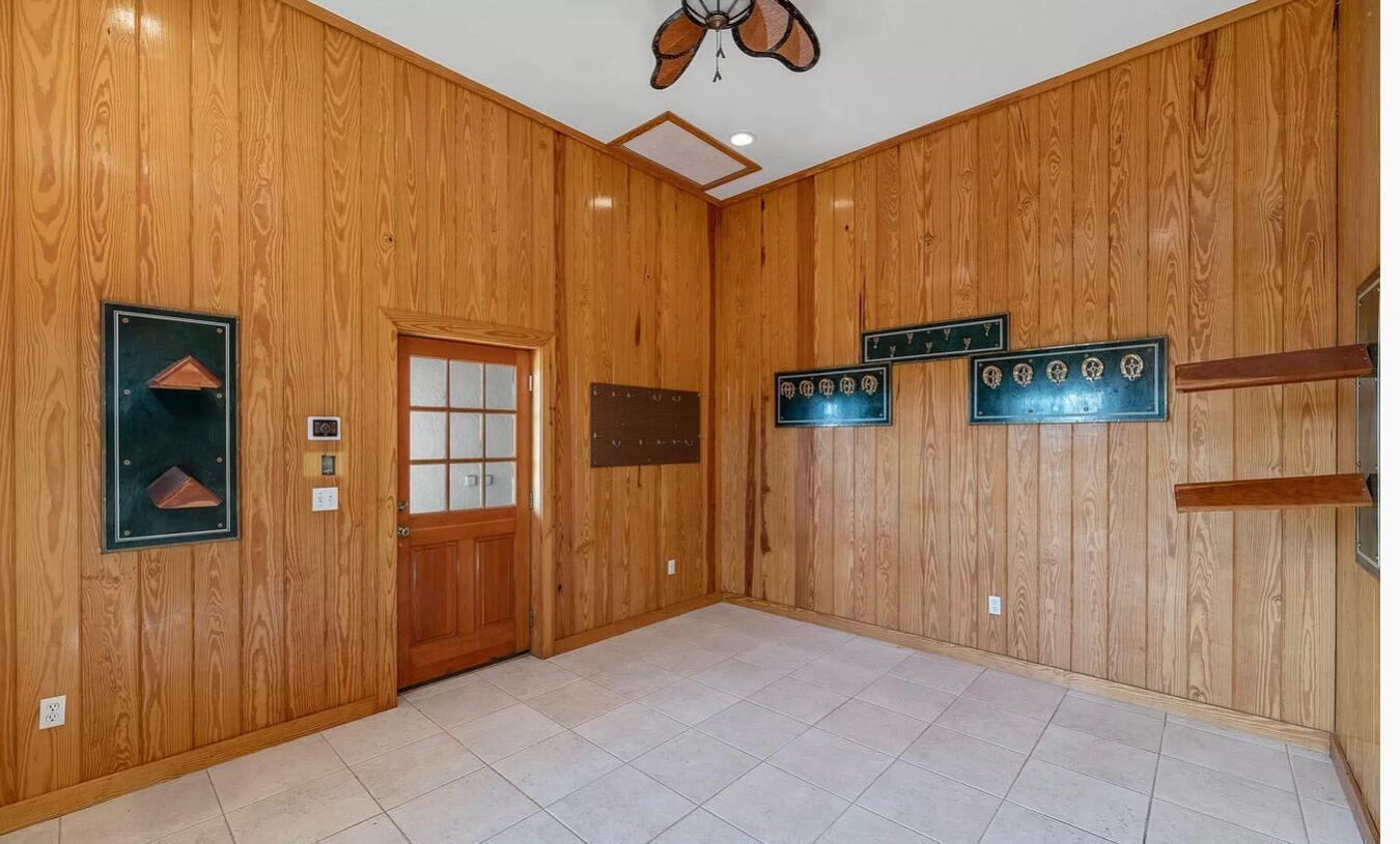 PALM BEACH POINT EAST - Residential Lease