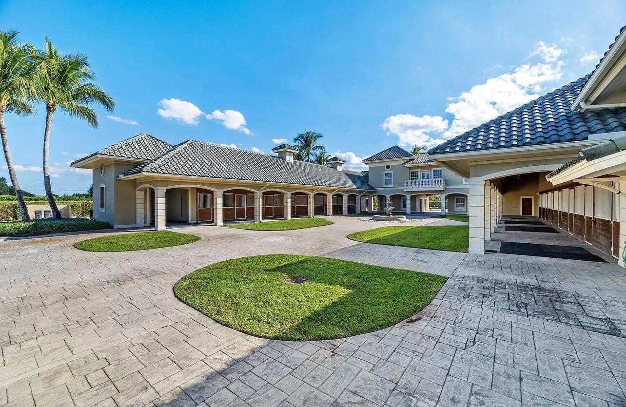 PALM BEACH POINT EAST - Residential Lease