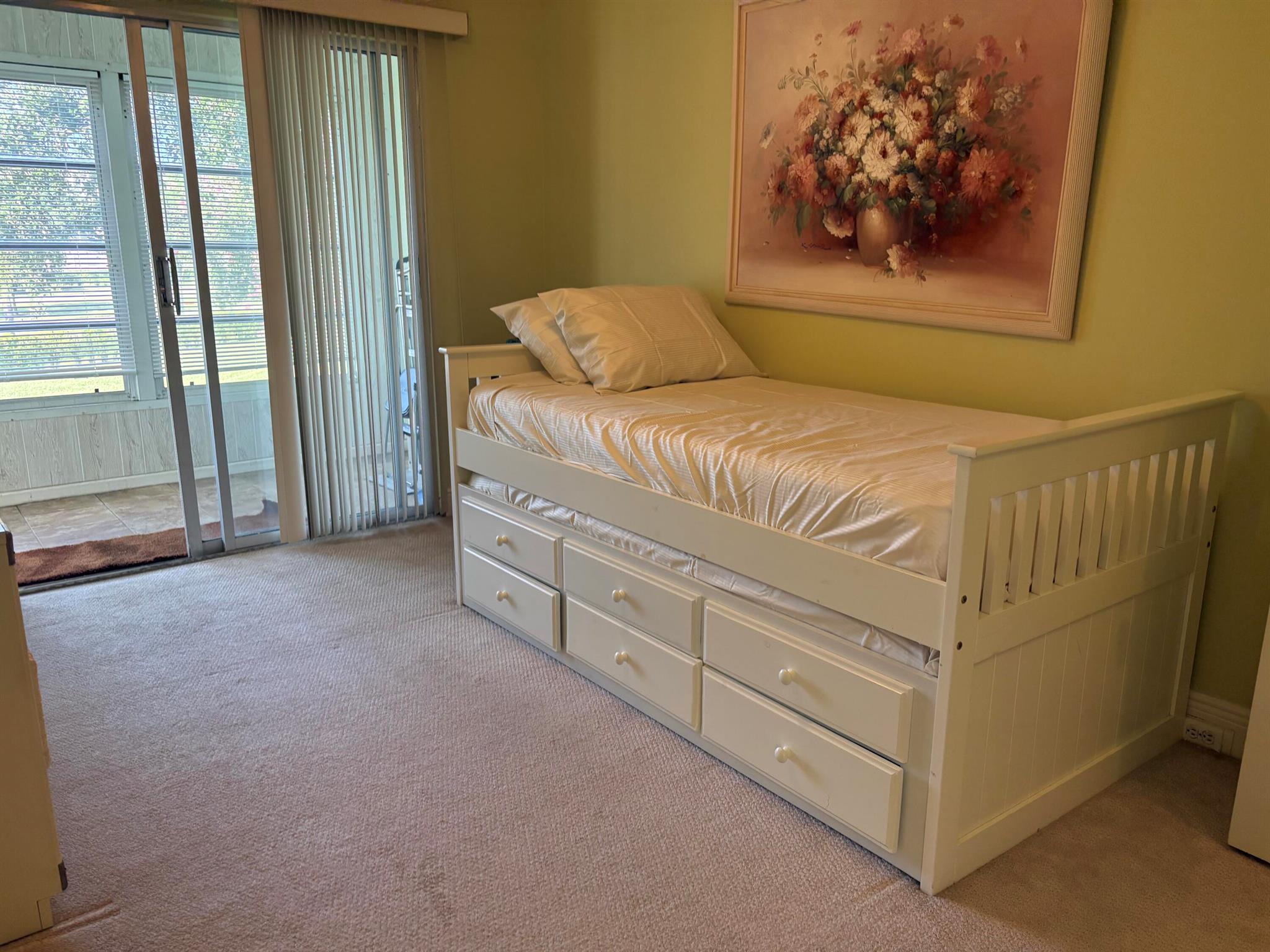 CENTURY VILLAGE/ PRESTON - Residential Lease