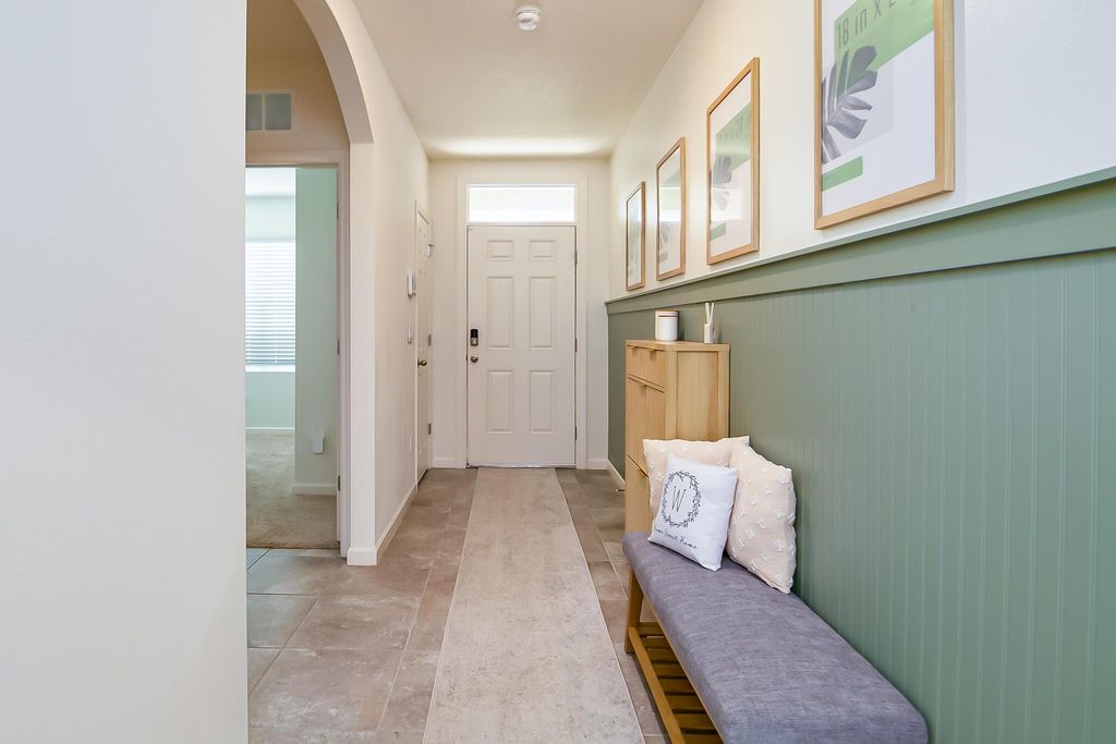 Photo of 414 SE Fairchild Avenue, Port Saint Lucie, FL 34984 (MLS # R11110347)