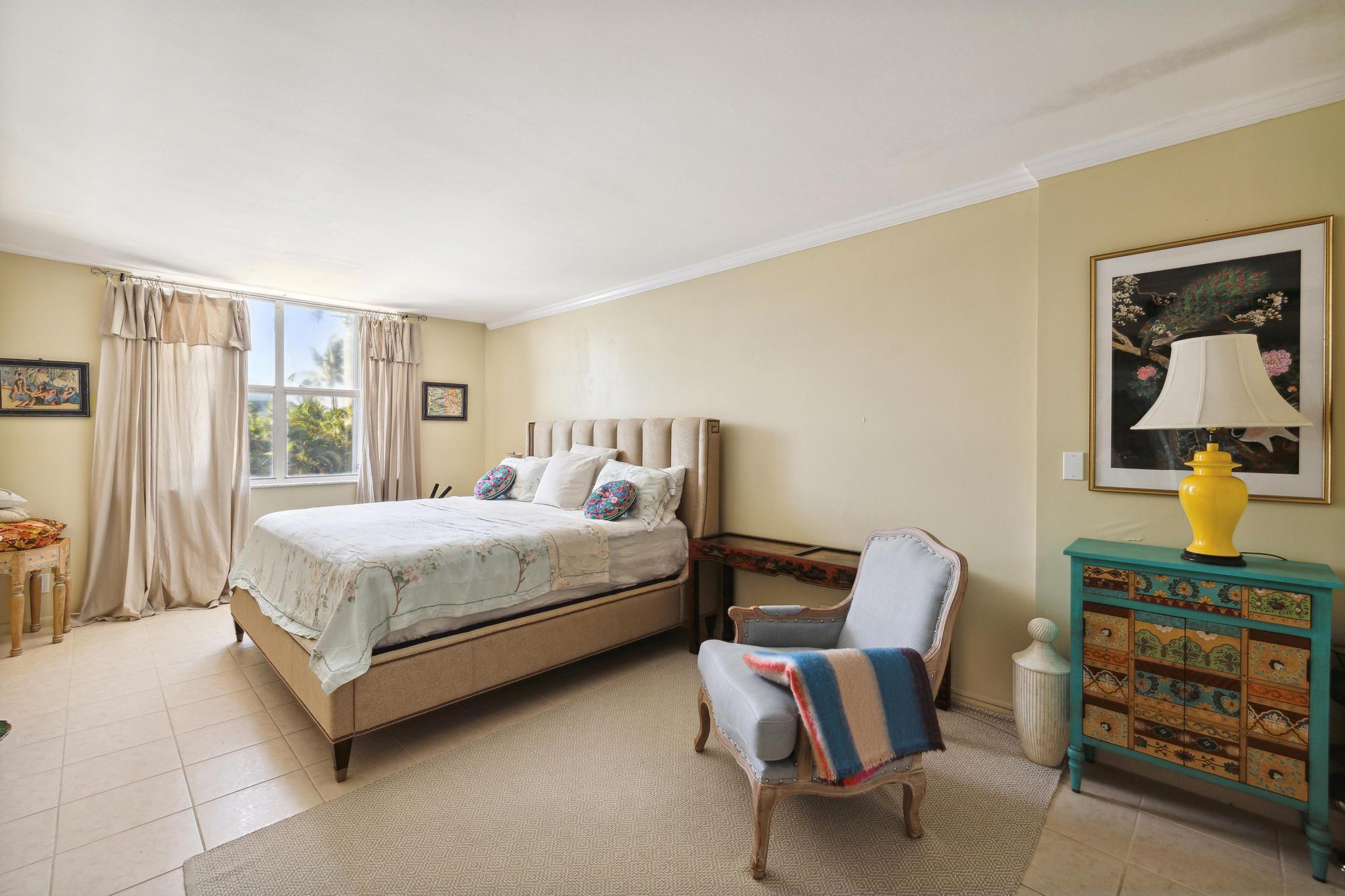 La Palma Condo - Residential