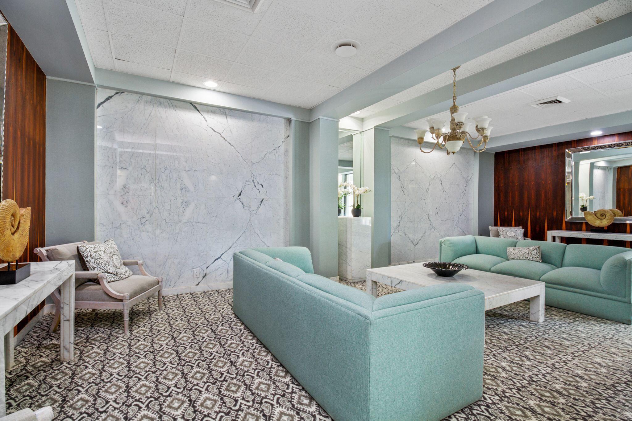 La Palma Condo - Residential