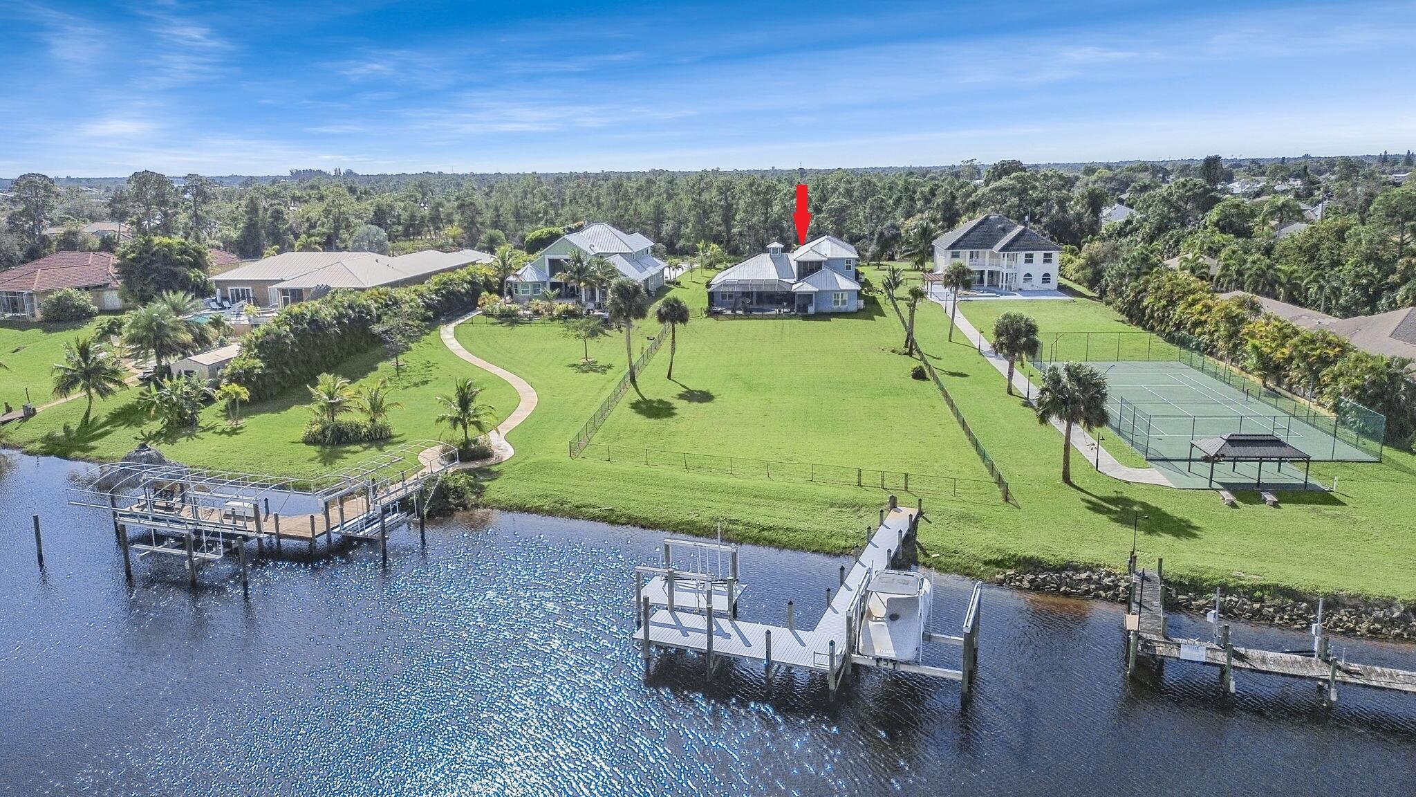 2441 SE North Lookout Boulevard