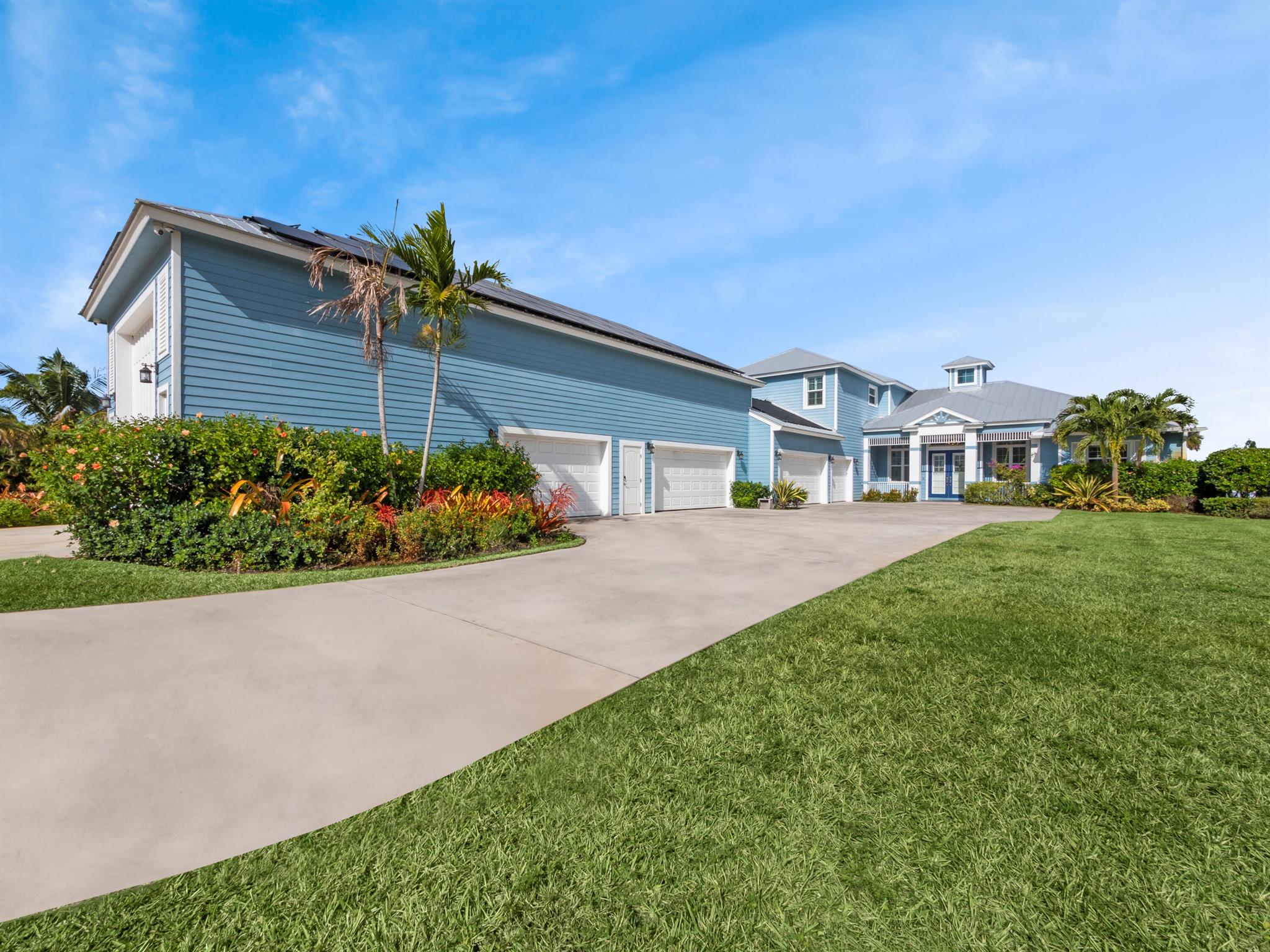 2441 SE North Lookout Boulevard