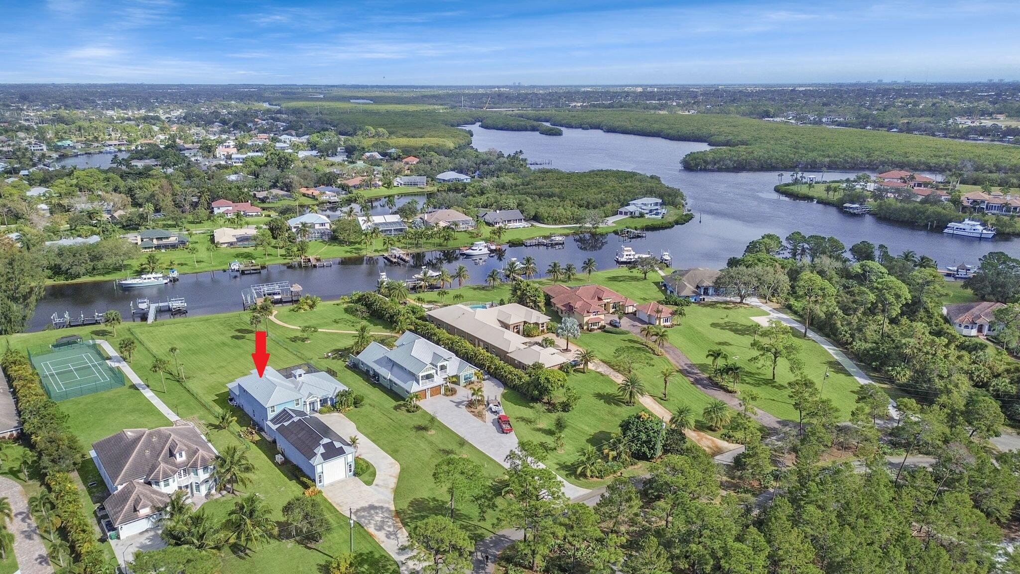 2441 SE North Lookout Boulevard
