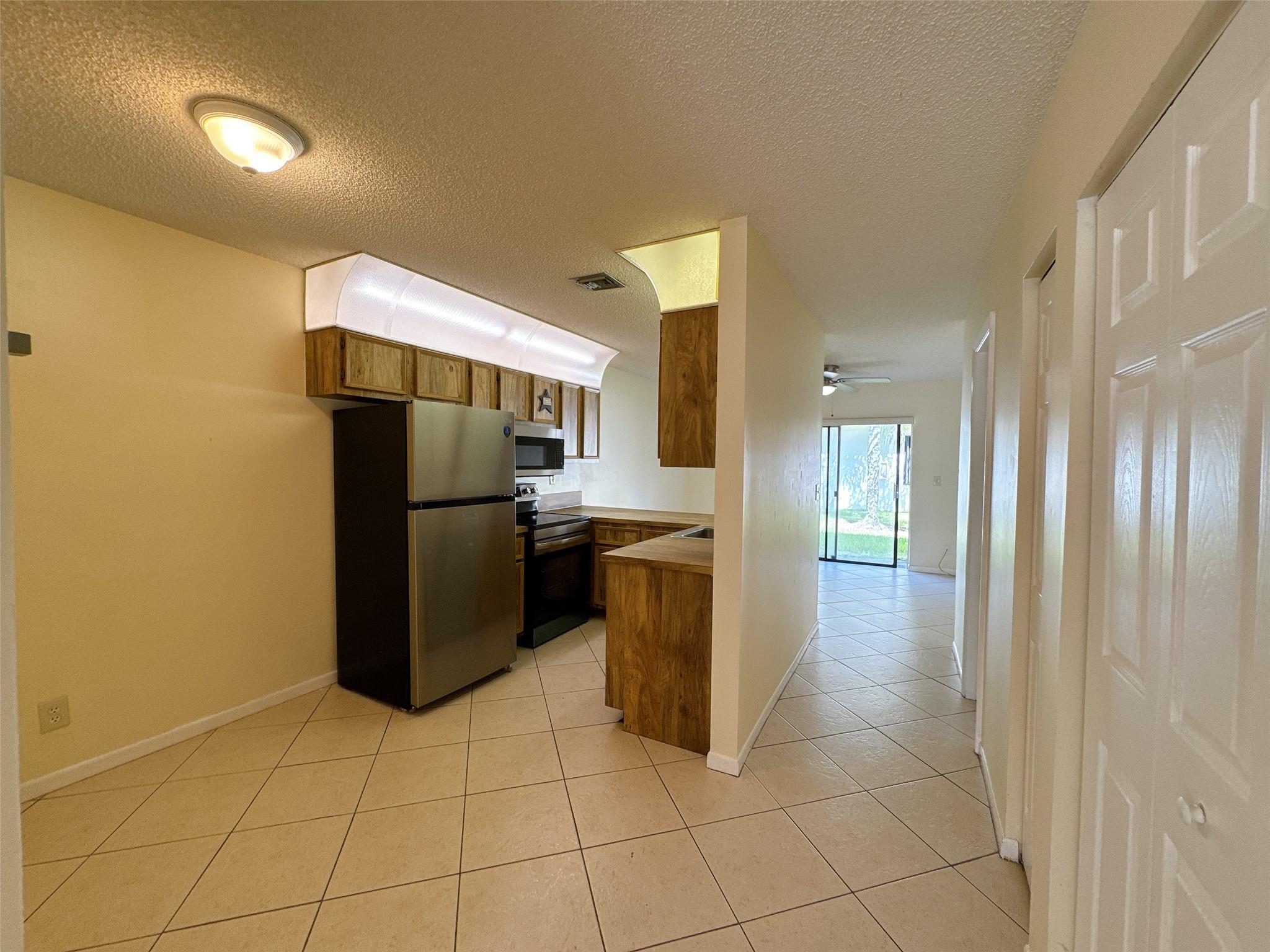 Maplewood townhome - Residential Lease